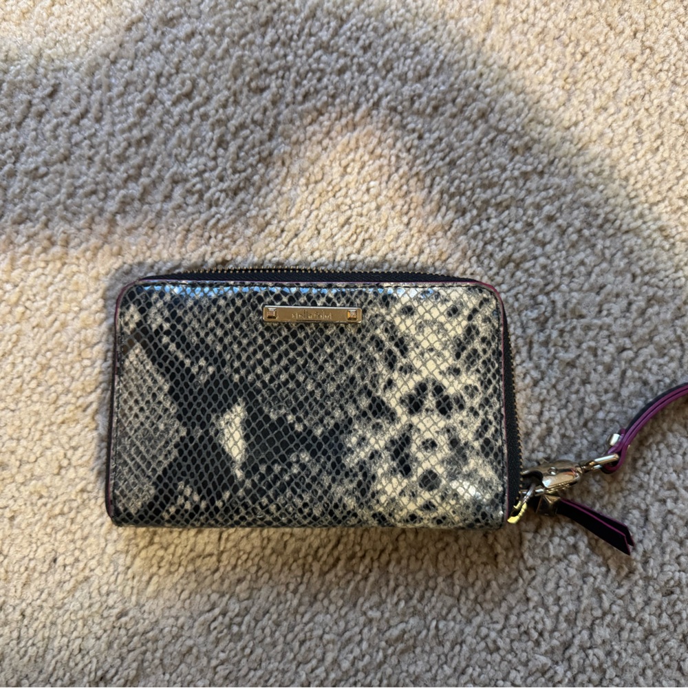 Stella and Dot- Snakeskin Pattern Wallet with Wristlet